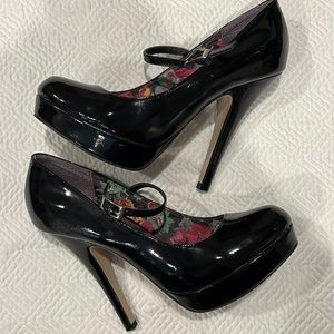 Madden Girl Mary Jane Stilettos size 7.5